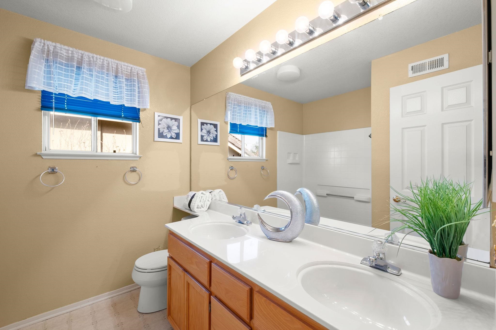 Detail Gallery Image 24 of 45 For 1383 Chaplin Ct, Tracy,  CA 95376 - 5 Beds | 3 Baths