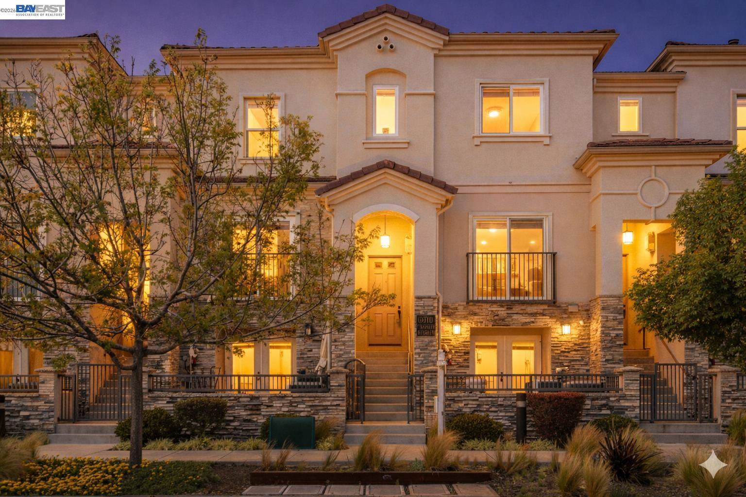 Front Image Thumbnail for BE41121397