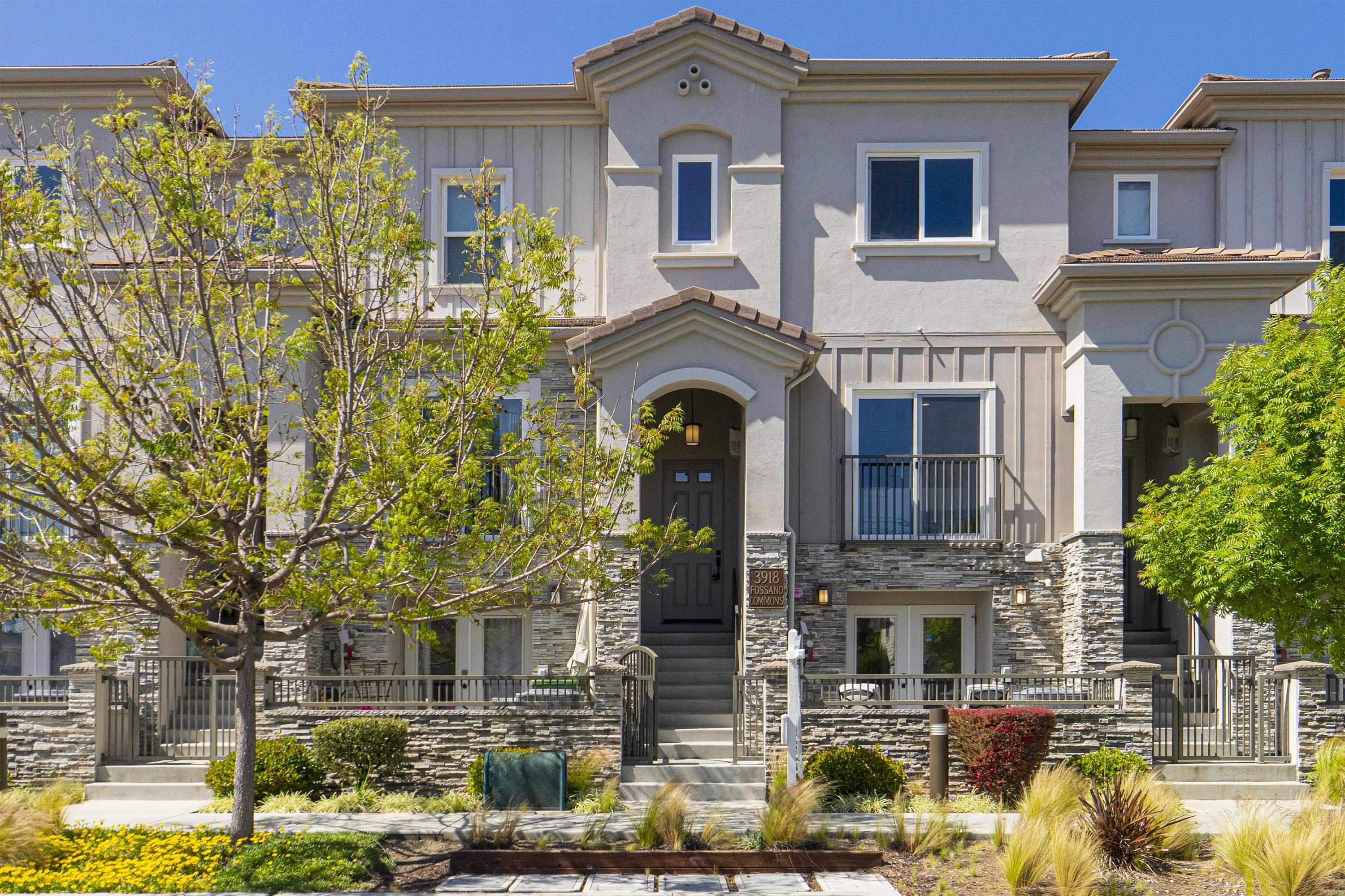 Photo #2: 41121397 Listing: Photo #2