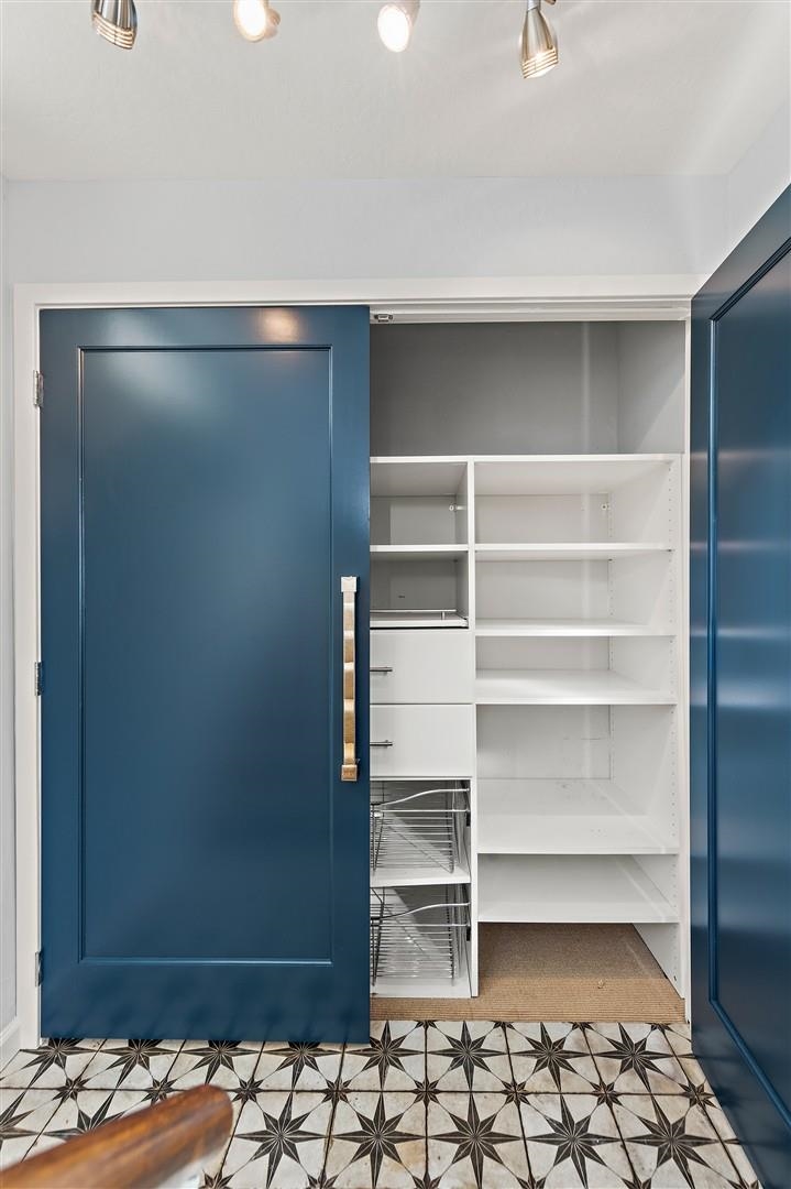 Detail Gallery Image 24 of 59 For 371 Ocean View Ave, Kensington,  CA 94707 - 4 Beds | 2 Baths