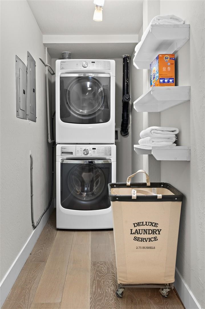 Detail Gallery Image 25 of 59 For 371 Ocean View Ave, Kensington,  CA 94707 - 4 Beds | 2 Baths