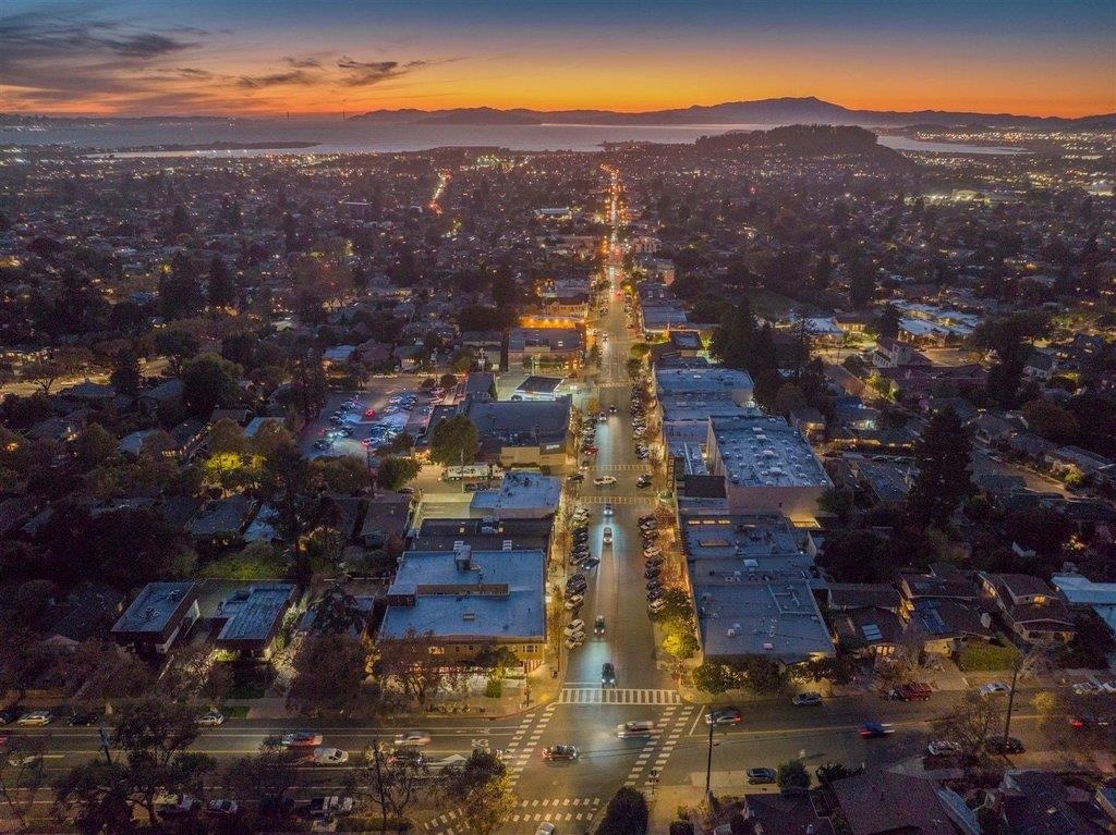 Detail Gallery Image 58 of 59 For 371 Ocean View Ave, Kensington,  CA 94707 - 4 Beds | 2 Baths