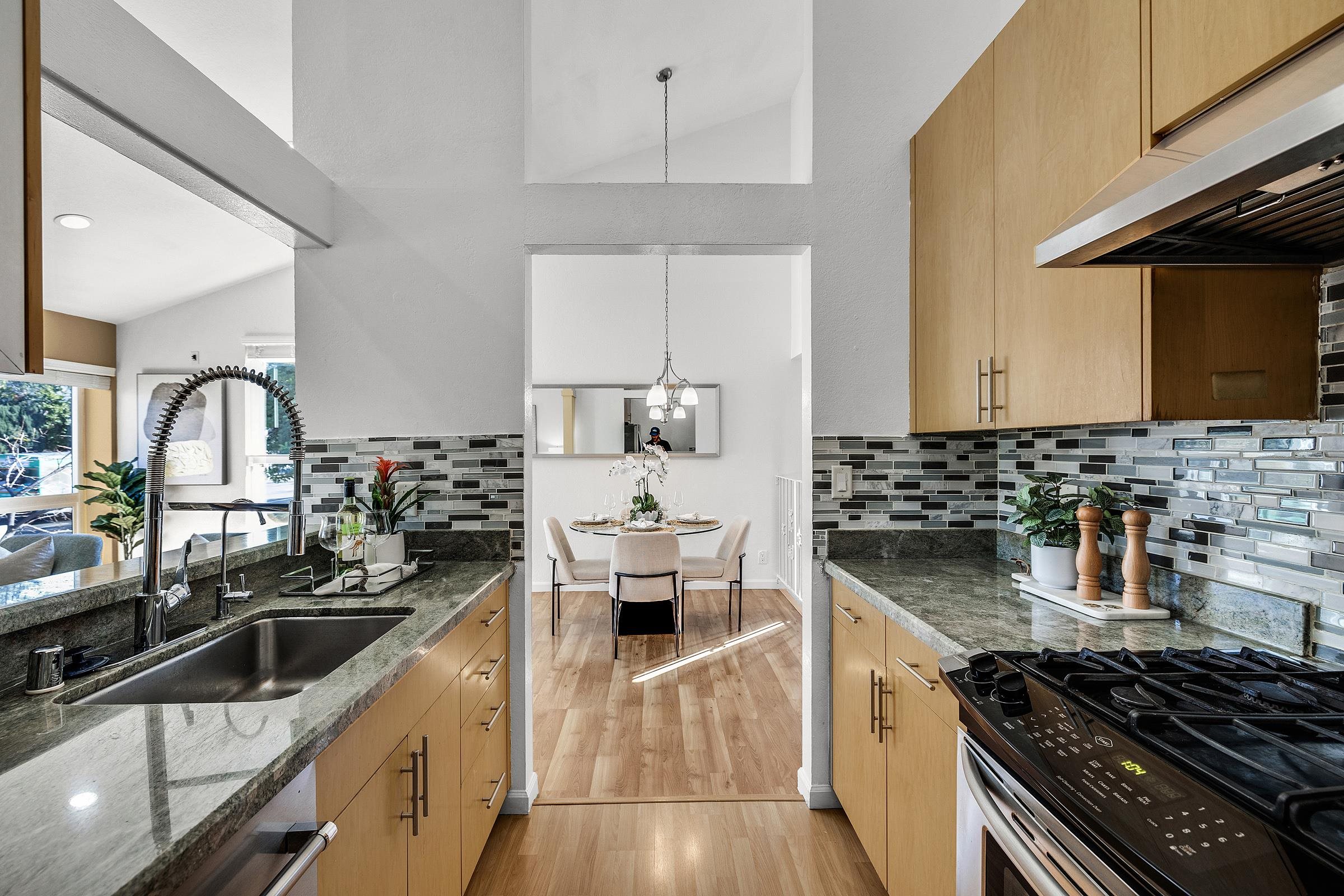 Detail Gallery Image 17 of 30 For 1901 Briscoe Ter, Fremont,  CA 94539 - 3 Beds | 2 Baths