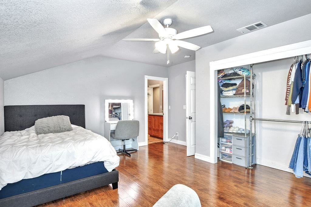 Detail Gallery Image 26 of 60 For 2033 Lucile Ave, Stockton,  CA 95209 - 5 Beds | 5 Baths