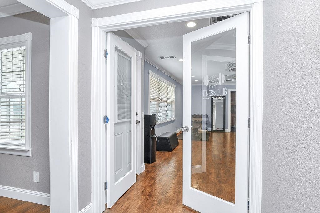 Detail Gallery Image 29 of 60 For 2033 Lucile Ave, Stockton,  CA 95209 - 5 Beds | 5 Baths