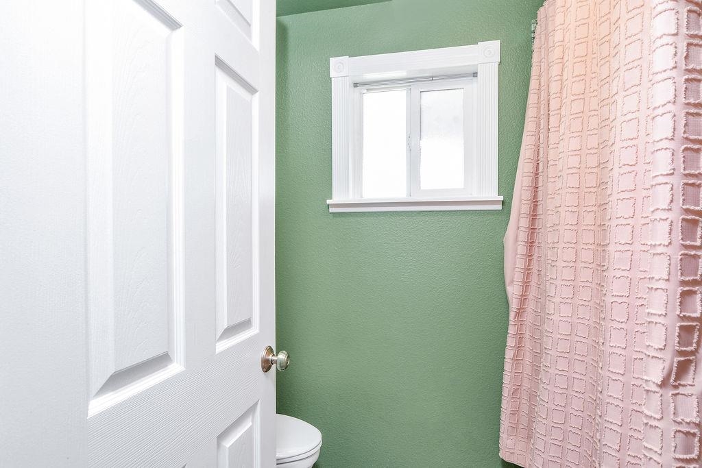 Detail Gallery Image 37 of 60 For 2033 Lucile Ave, Stockton,  CA 95209 - 5 Beds | 5 Baths