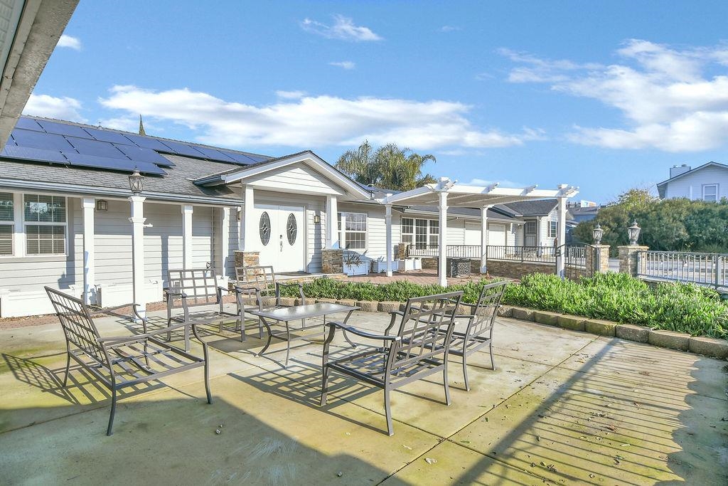 Detail Gallery Image 60 of 60 For 2033 Lucile Ave, Stockton,  CA 95209 - 5 Beds | 5 Baths