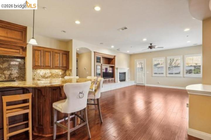 Detail Gallery Image 13 of 52 For 387 Golden Grass Dr, Alamo,  CA 94507 - 4 Beds | 4/1 Baths