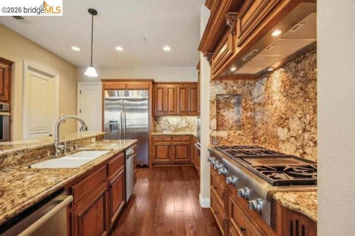 Detail Gallery Image 18 of 52 For 387 Golden Grass Dr, Alamo,  CA 94507 - 4 Beds | 4/1 Baths