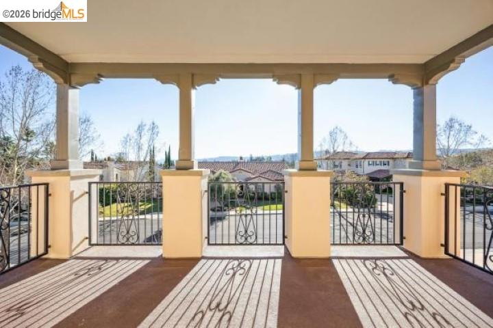 Detail Gallery Image 31 of 52 For 387 Golden Grass Dr, Alamo,  CA 94507 - 4 Beds | 4/1 Baths