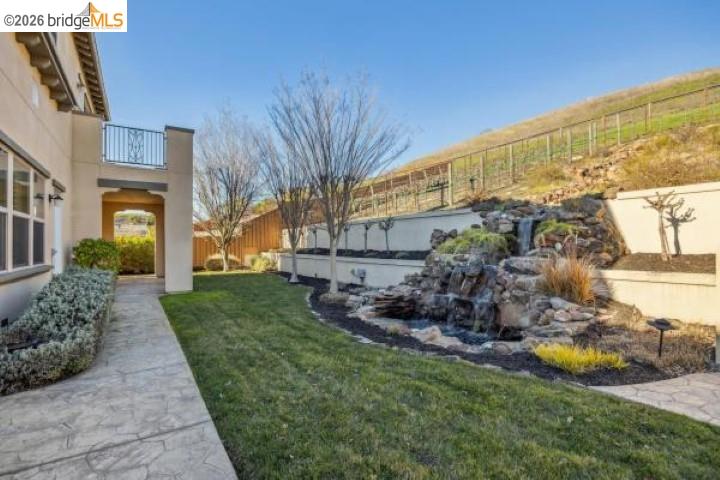 Detail Gallery Image 37 of 52 For 387 Golden Grass Dr, Alamo,  CA 94507 - 4 Beds | 4/1 Baths