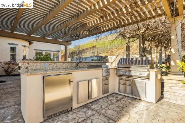 Detail Gallery Image 39 of 52 For 387 Golden Grass Dr, Alamo,  CA 94507 - 4 Beds | 4/1 Baths