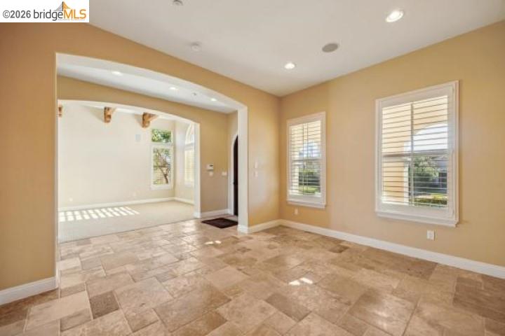 Detail Gallery Image 5 of 52 For 387 Golden Grass Dr, Alamo,  CA 94507 - 4 Beds | 4/1 Baths