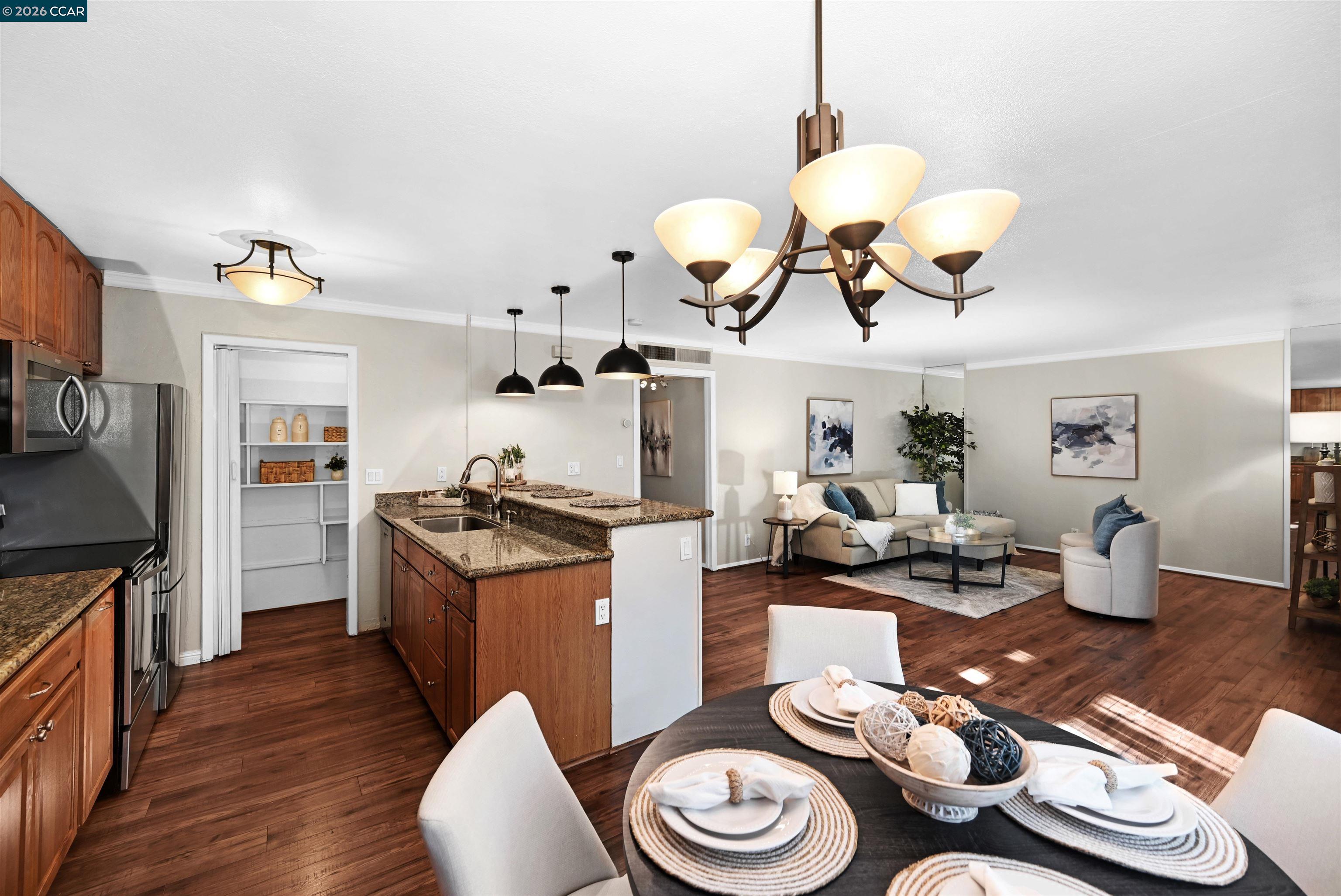 Photo #12: 41121439 Listing: Photo #12