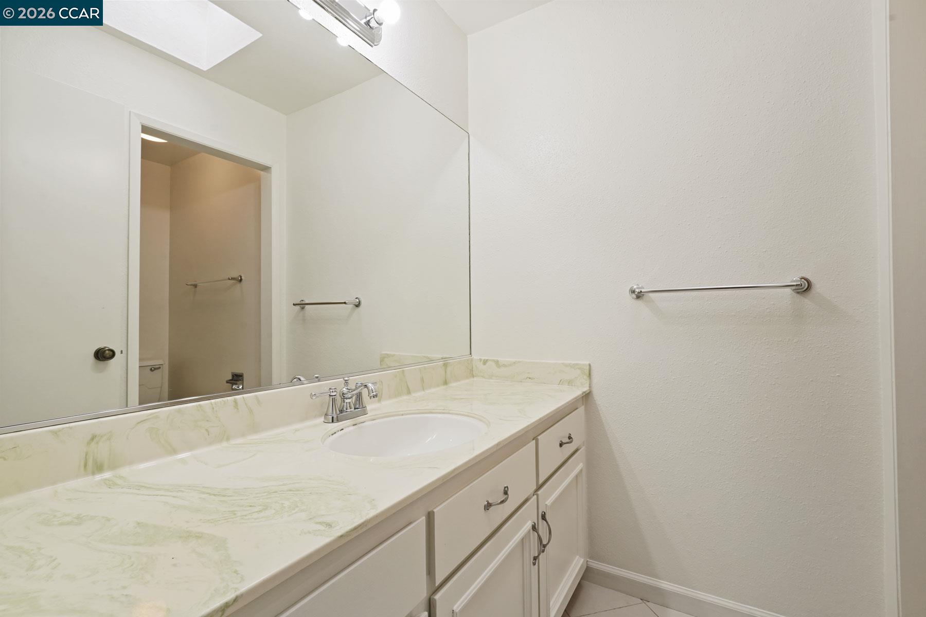 Photo #16: 41121446 Listing: Photo #16