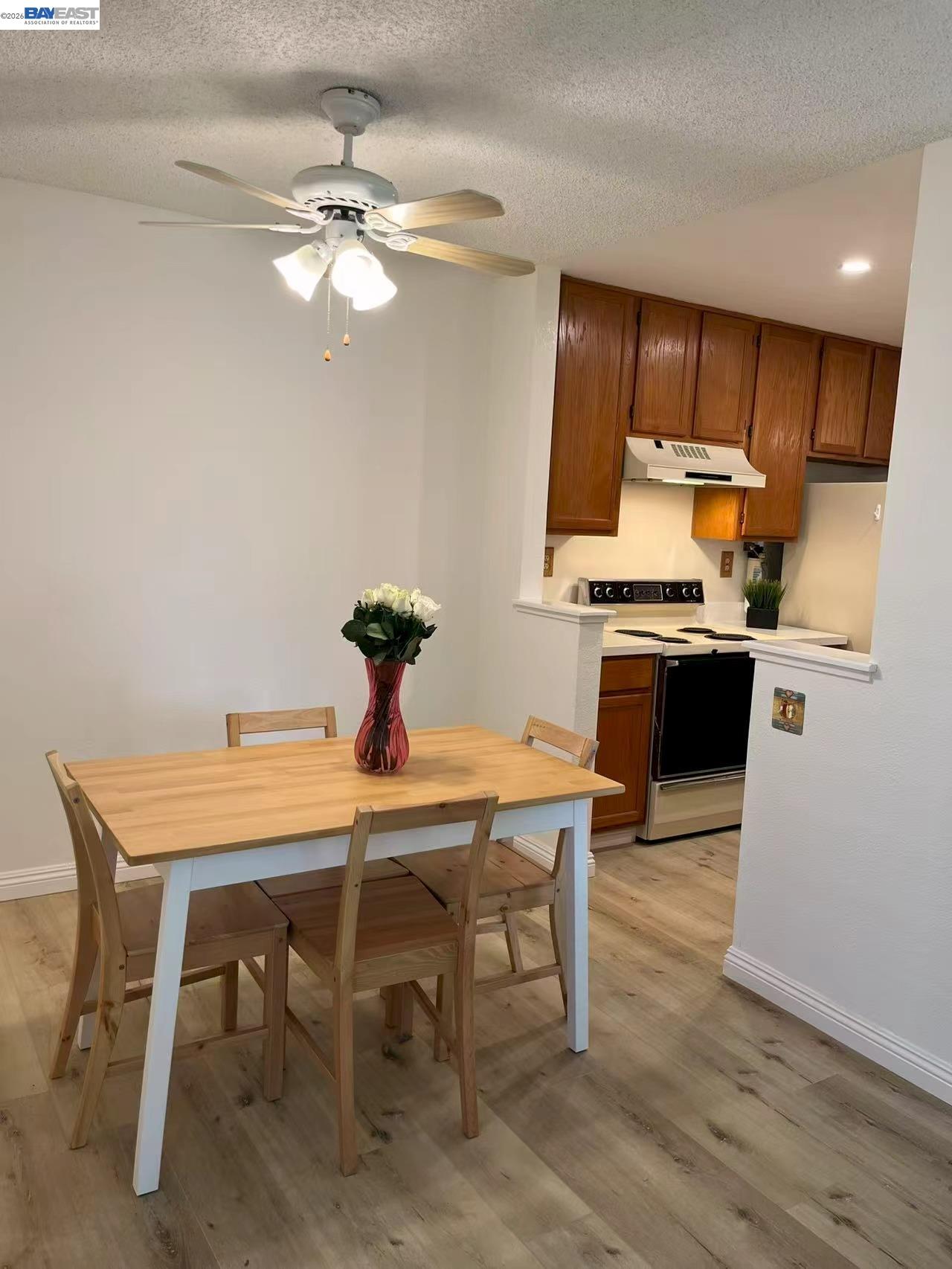 Photo #5: 41121459 Listing: Photo #5