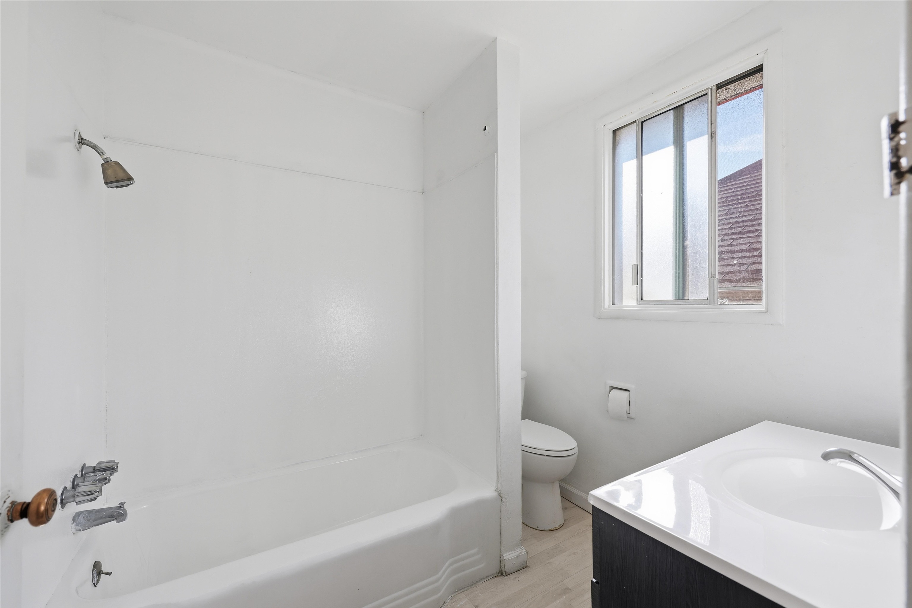 Detail Gallery Image 11 of 20 For 1442 92nd Avenue, Oakland,  CA 94603 - – Beds | – Baths