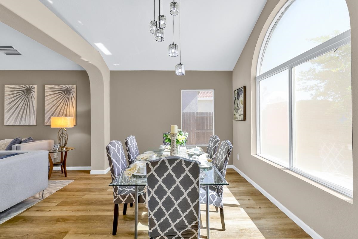 Detail Gallery Image 12 of 60 For 723 Ann Gabriel Ln, Tracy,  CA 95377 - 5 Beds | 3 Baths