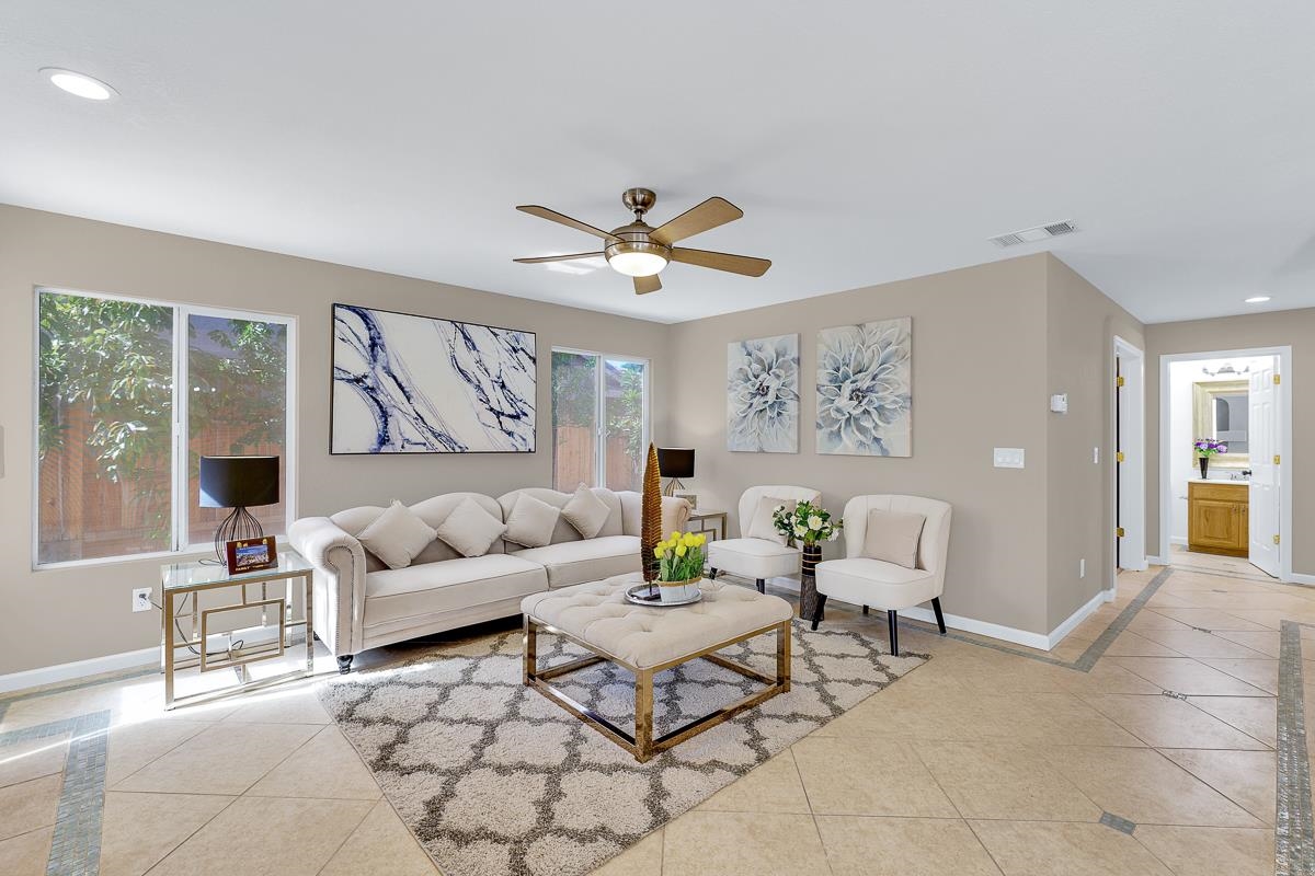 Detail Gallery Image 19 of 60 For 723 Ann Gabriel Ln, Tracy,  CA 95377 - 5 Beds | 3 Baths