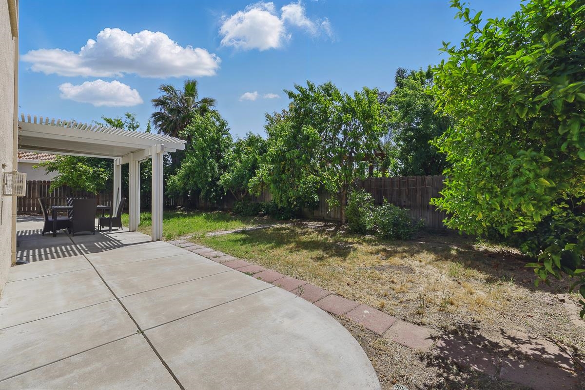 Detail Gallery Image 45 of 60 For 723 Ann Gabriel Ln, Tracy,  CA 95377 - 5 Beds | 3 Baths