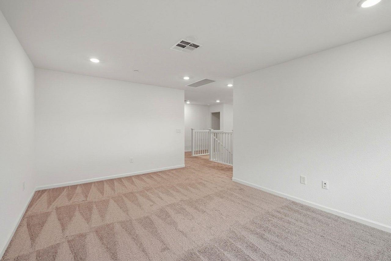 Detail Gallery Image 34 of 45 For 1444 Meridian St, Manteca,  CA 95337 - 5 Beds | 3 Baths