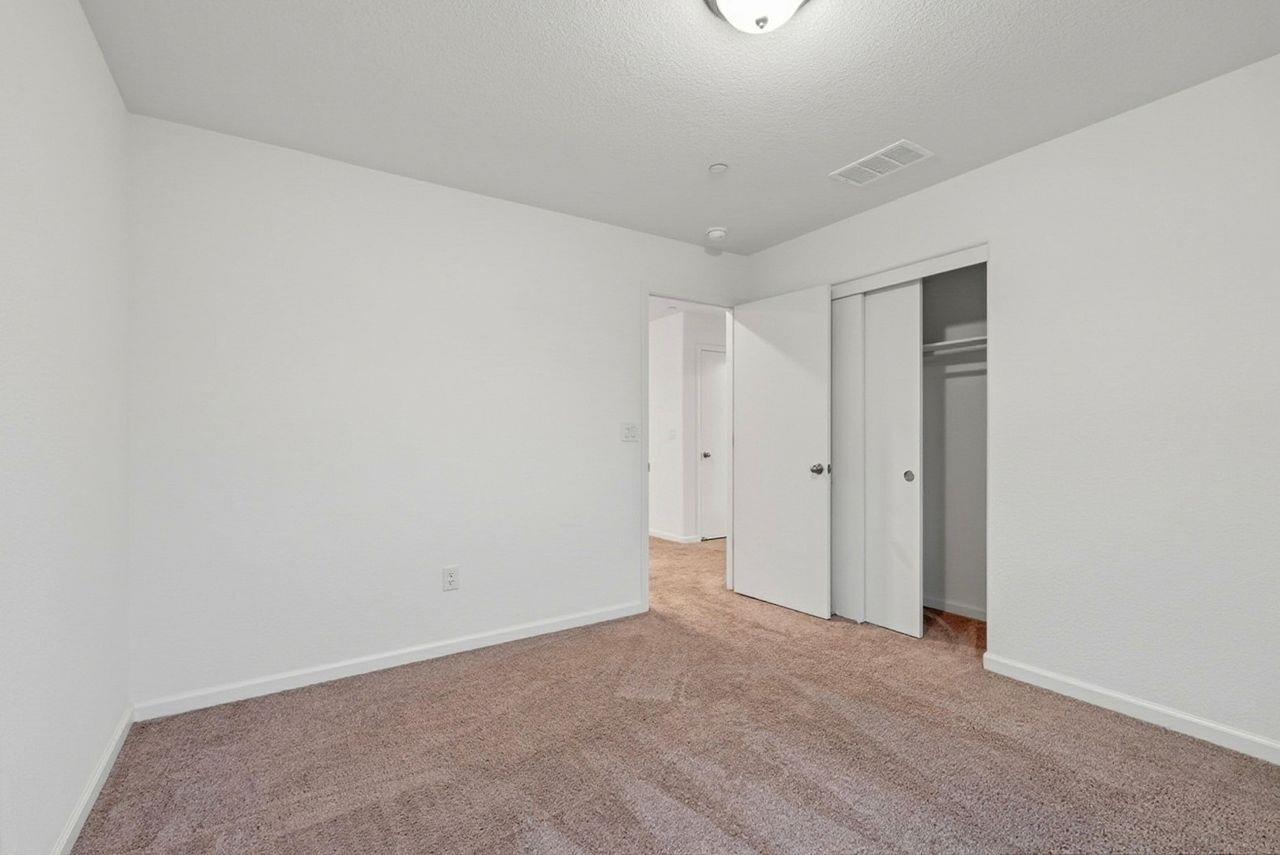 Detail Gallery Image 35 of 45 For 1444 Meridian St, Manteca,  CA 95337 - 5 Beds | 3 Baths