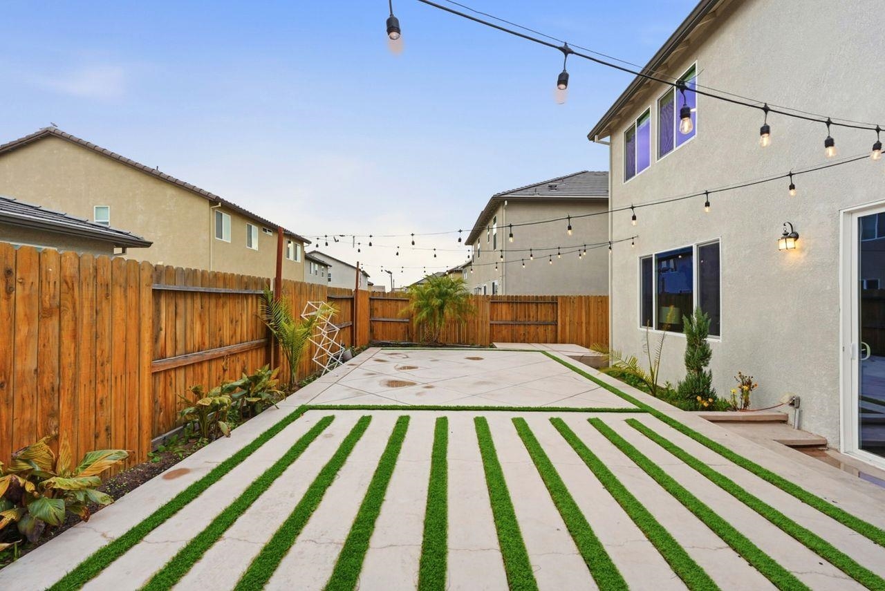 Detail Gallery Image 41 of 45 For 1444 Meridian St, Manteca,  CA 95337 - 5 Beds | 3 Baths