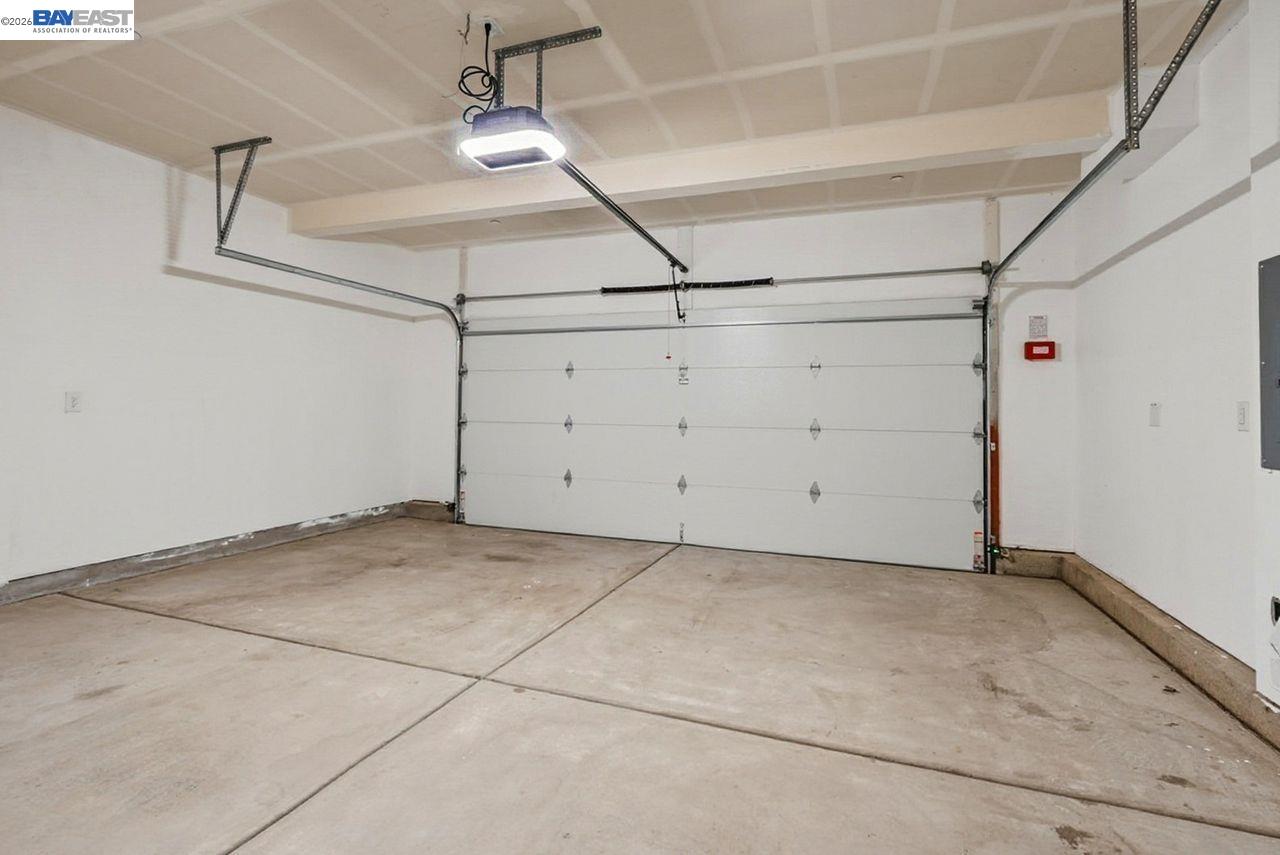 Detail Gallery Image 45 of 48 For 1444 Meridian St, Manteca,  CA 95337 - 5 Beds | 3 Baths