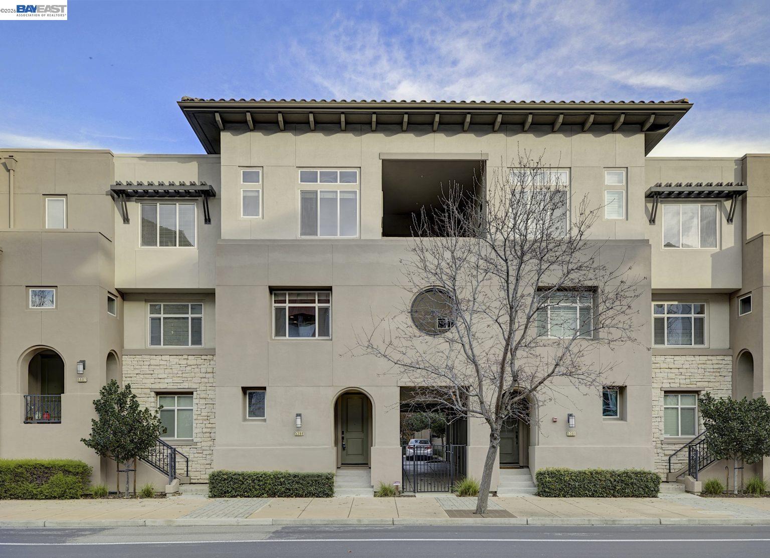 Front Image Thumbnail for BE41121497