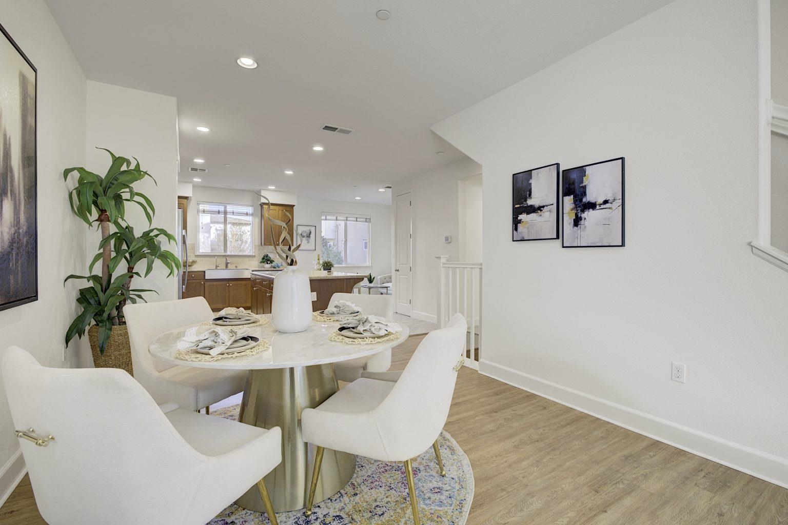 Detail Gallery Image 11 of 47 For 5399 Iron Horse Pkwy, Dublin,  CA 94568 - 3 Beds | 2/1 Baths