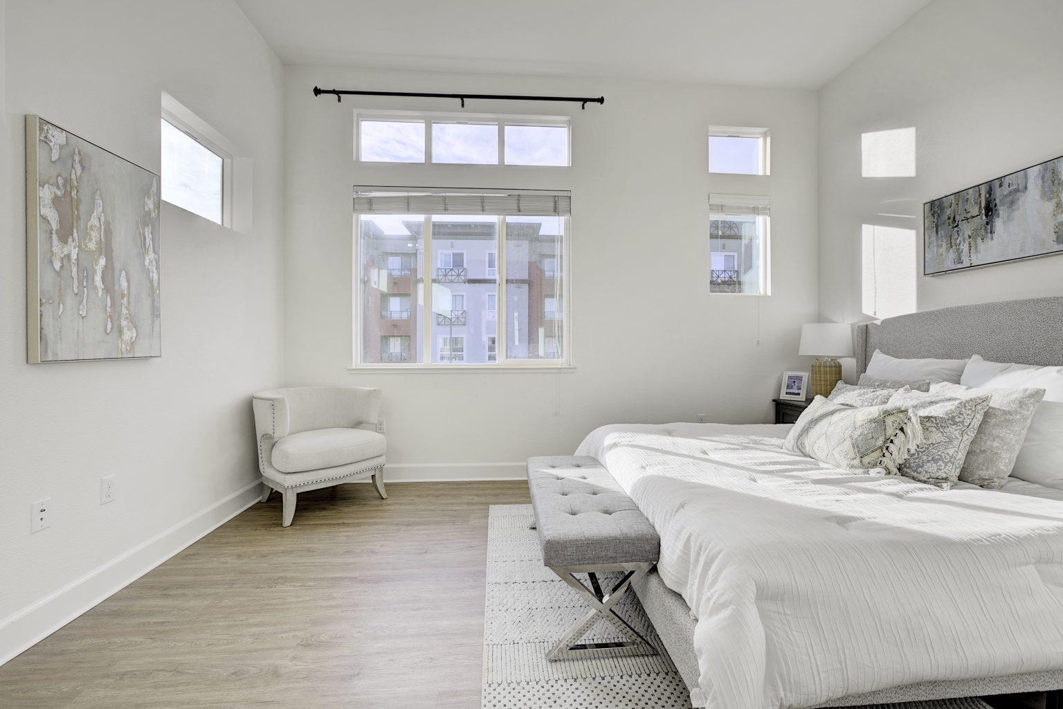 Detail Gallery Image 20 of 47 For 5399 Iron Horse Pkwy, Dublin,  CA 94568 - 3 Beds | 2/1 Baths