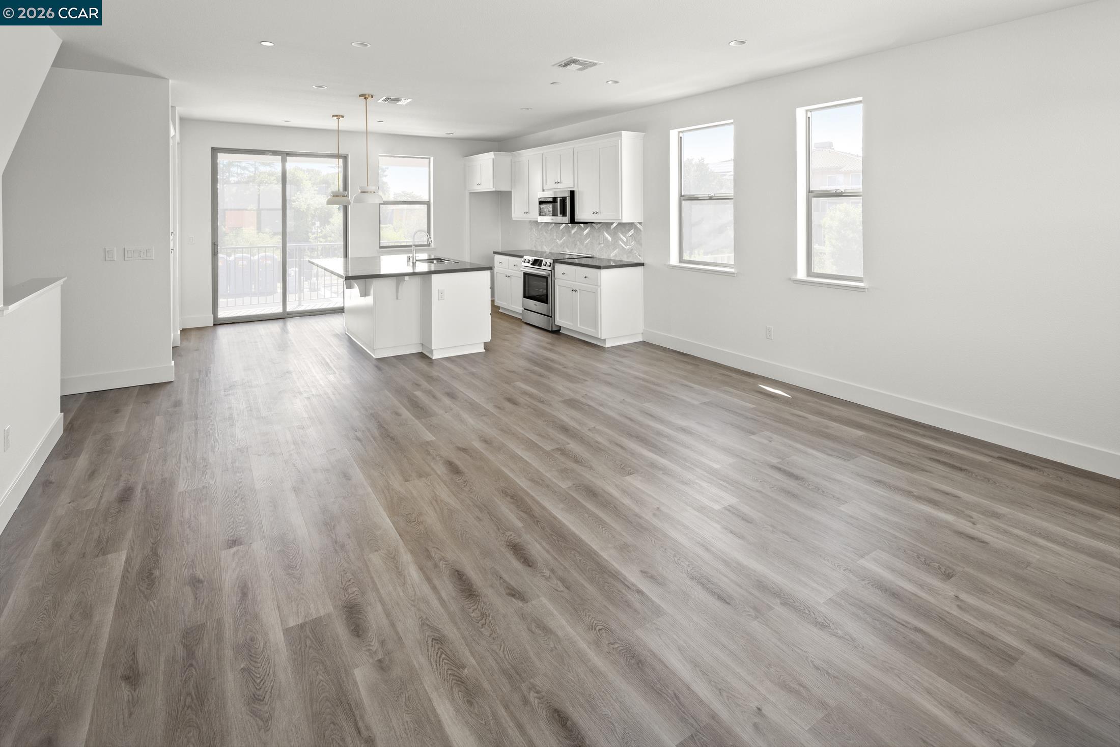 Detail Gallery Image 29 of 44 For 2802 Chattleton Lane, San Pablo,  CA 94806 - 3 Beds | 2/2 Baths