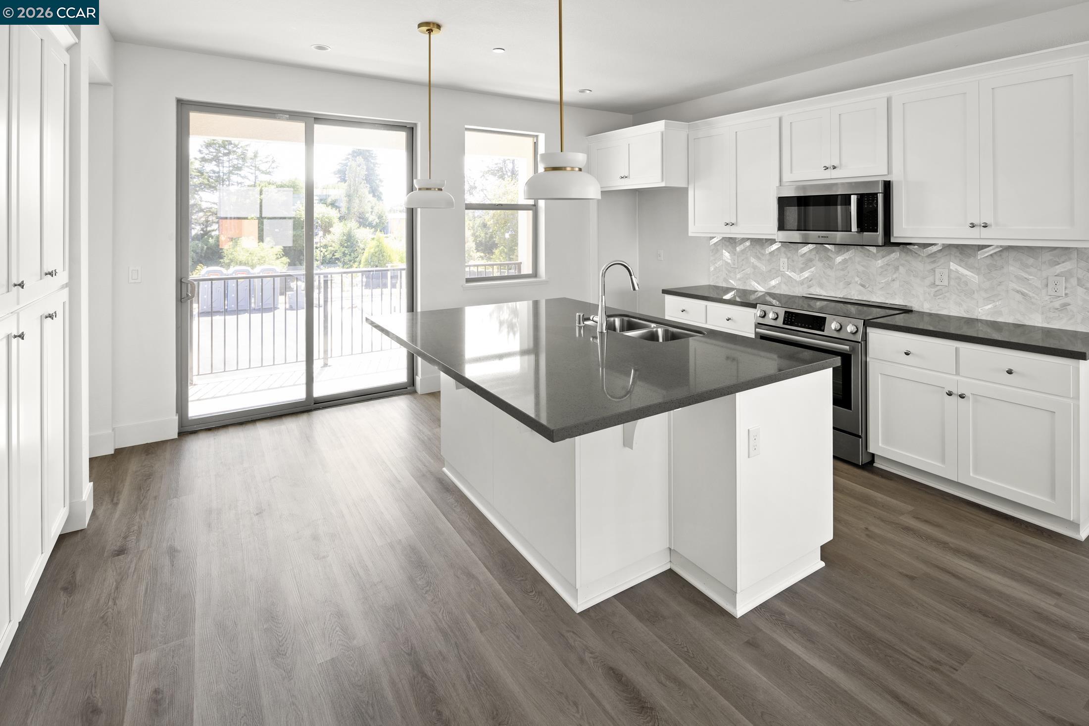 Detail Gallery Image 31 of 44 For 2802 Chattleton Lane, San Pablo,  CA 94806 - 3 Beds | 2/2 Baths