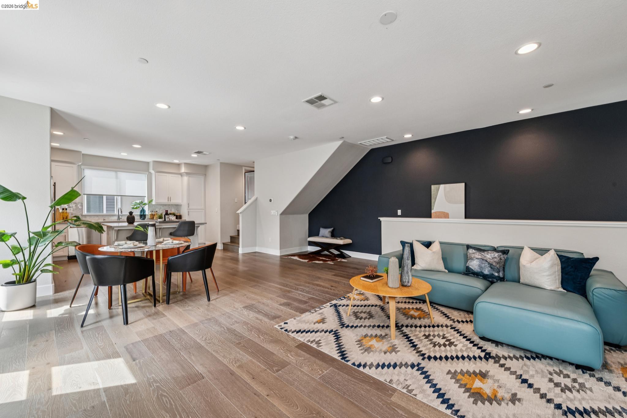 Photo #15: 41121501 Listing: Photo #15