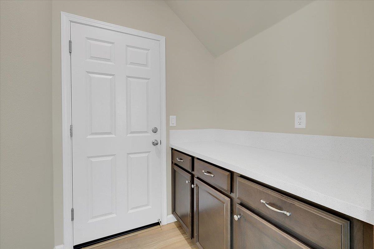 Detail Gallery Image 17 of 56 For 1712 House Dr, Woodland,  CA 95776 - 4 Beds | 3/1 Baths