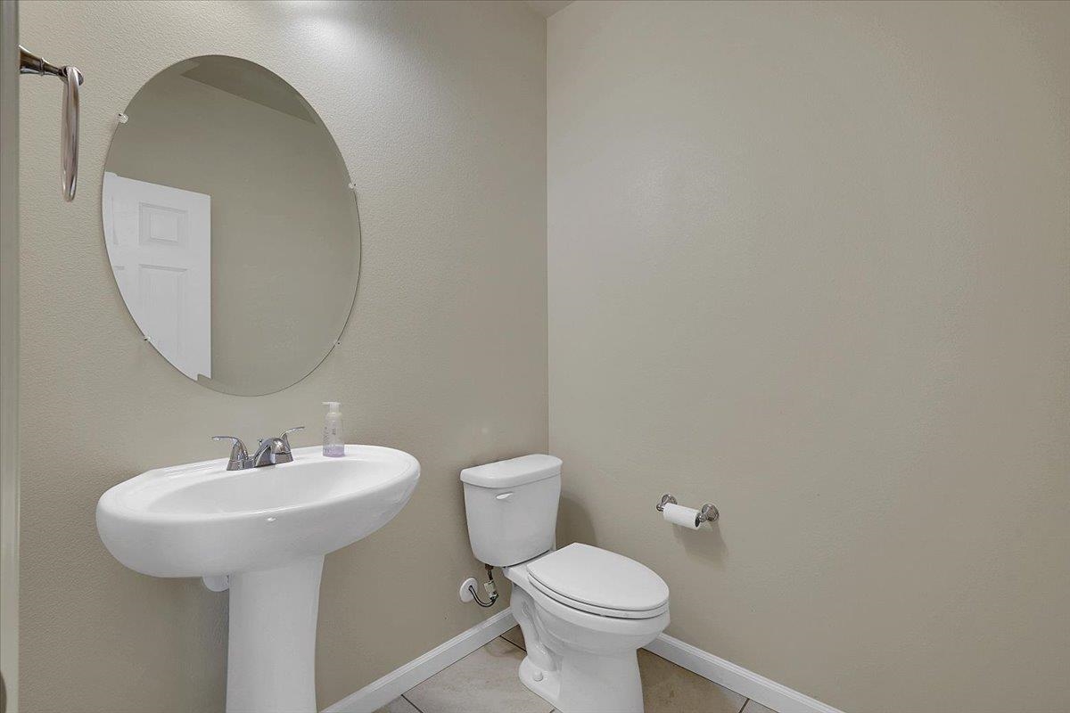 Detail Gallery Image 22 of 56 For 1712 House Dr, Woodland,  CA 95776 - 4 Beds | 3/1 Baths