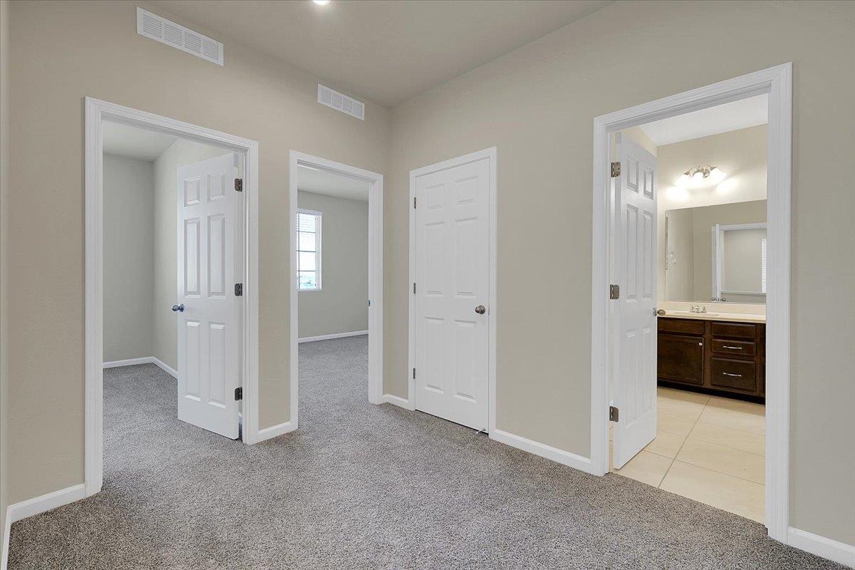 Detail Gallery Image 36 of 56 For 1712 House Dr, Woodland,  CA 95776 - 4 Beds | 3/1 Baths