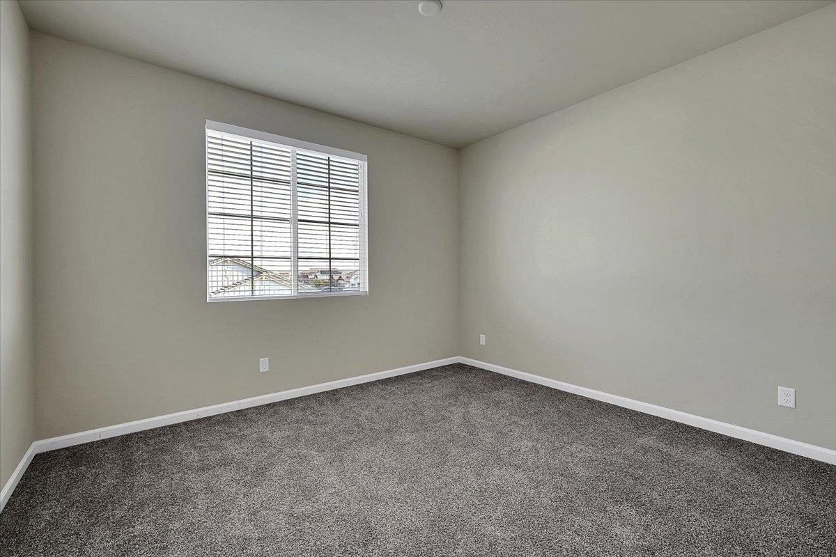 Detail Gallery Image 39 of 56 For 1712 House Dr, Woodland,  CA 95776 - 4 Beds | 3/1 Baths