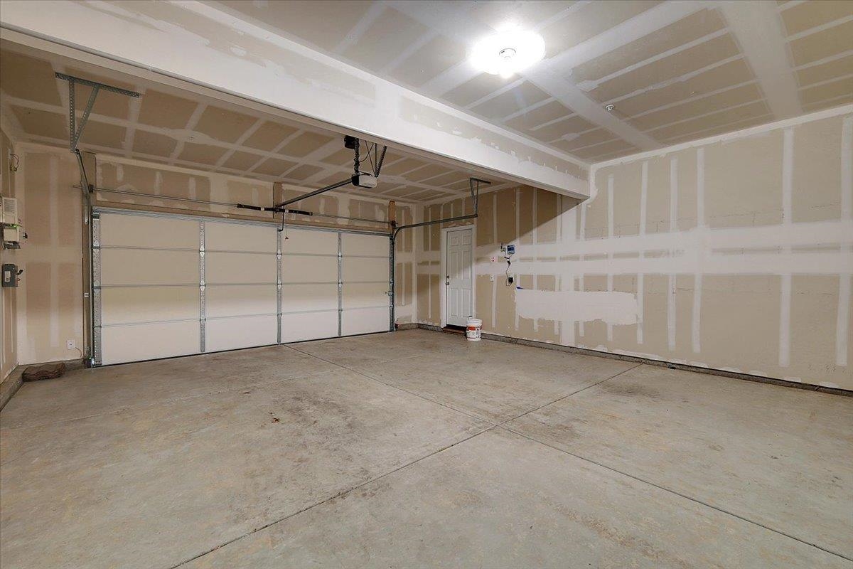 Detail Gallery Image 50 of 56 For 1712 House Dr, Woodland,  CA 95776 - 4 Beds | 3/1 Baths