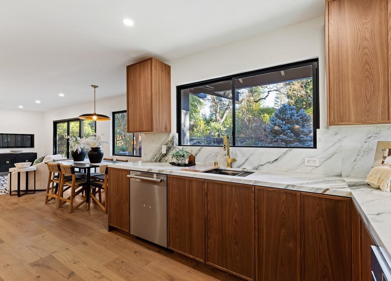 Detail Gallery Image 19 of 60 For 2530 Roundhill Dr, Alamo,  CA 94507 - 5 Beds | 3 Baths