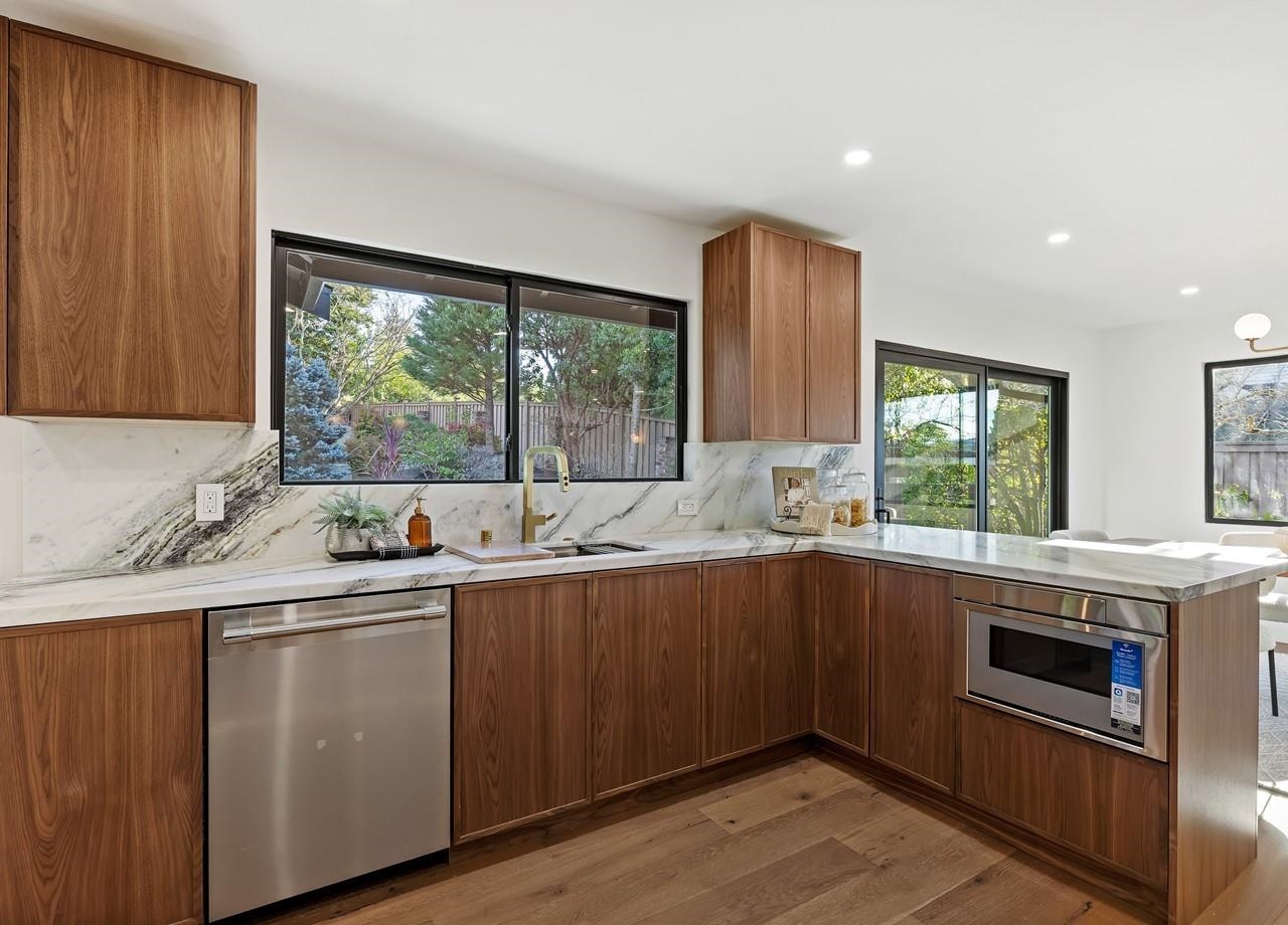 Detail Gallery Image 20 of 60 For 2530 Roundhill Dr, Alamo,  CA 94507 - 5 Beds | 3 Baths