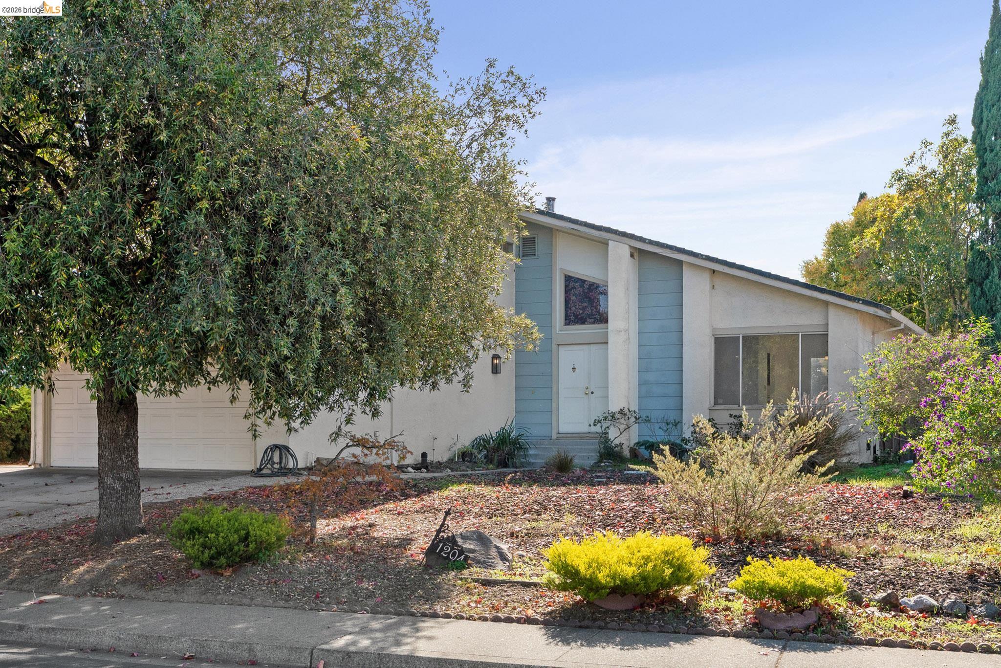 Front Image Thumbnail for EB41121525