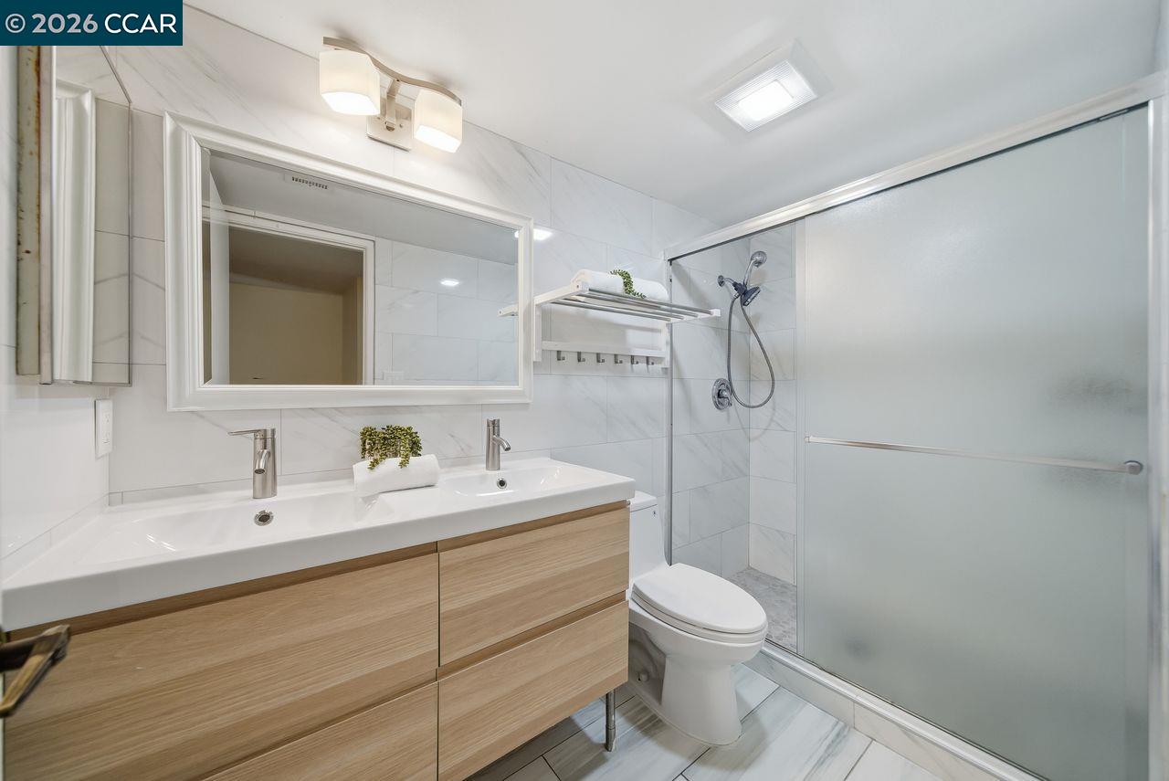 Photo #11: 41121530 Listing: Photo #11