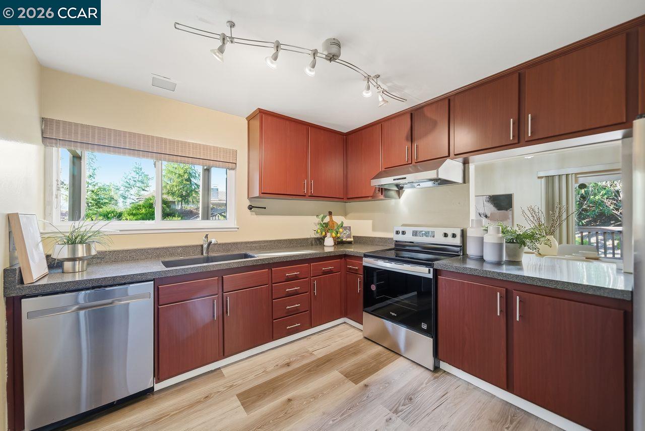 Photo #7: 41121530 Listing: Photo #7