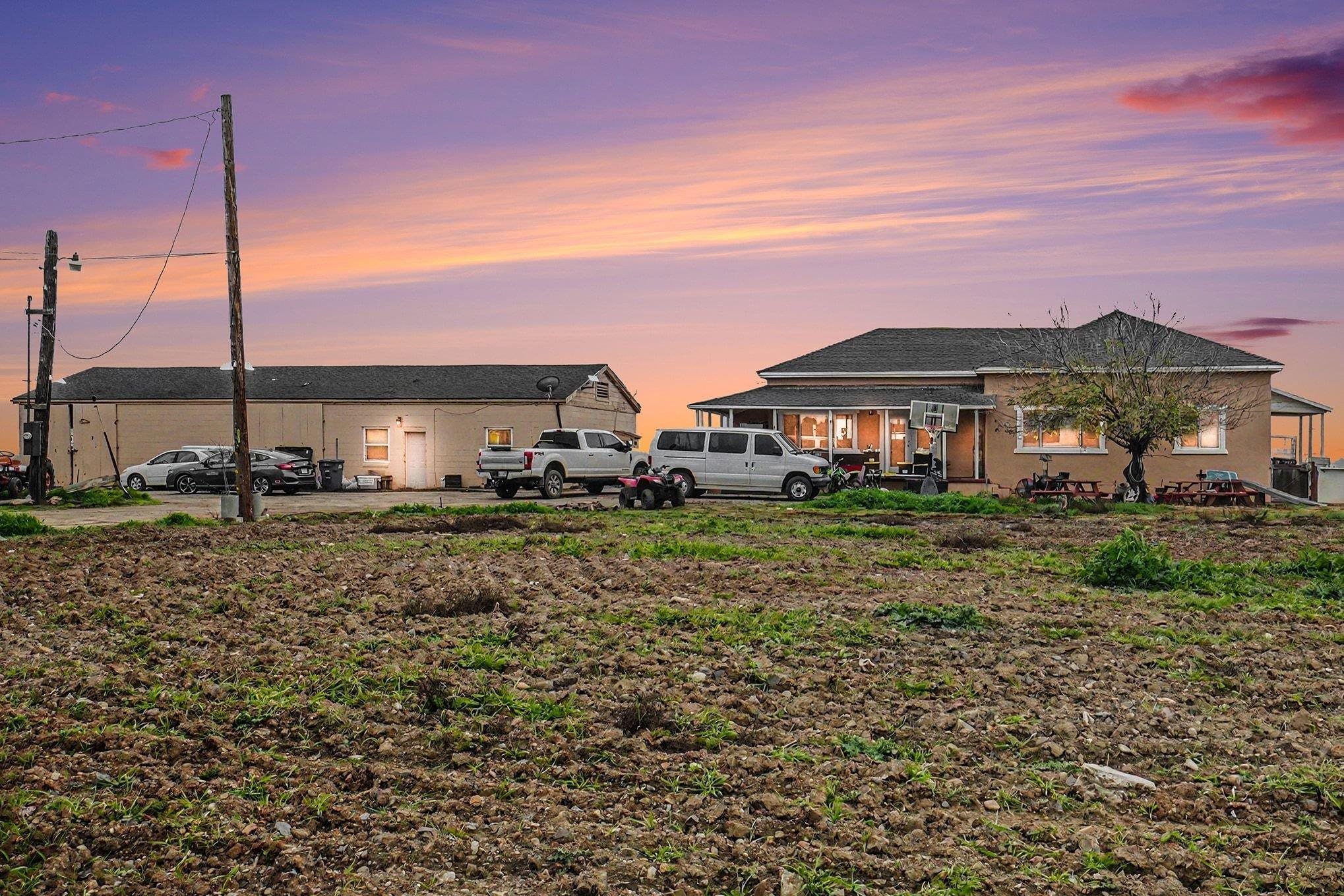 Front Image Thumbnail for EB41121531