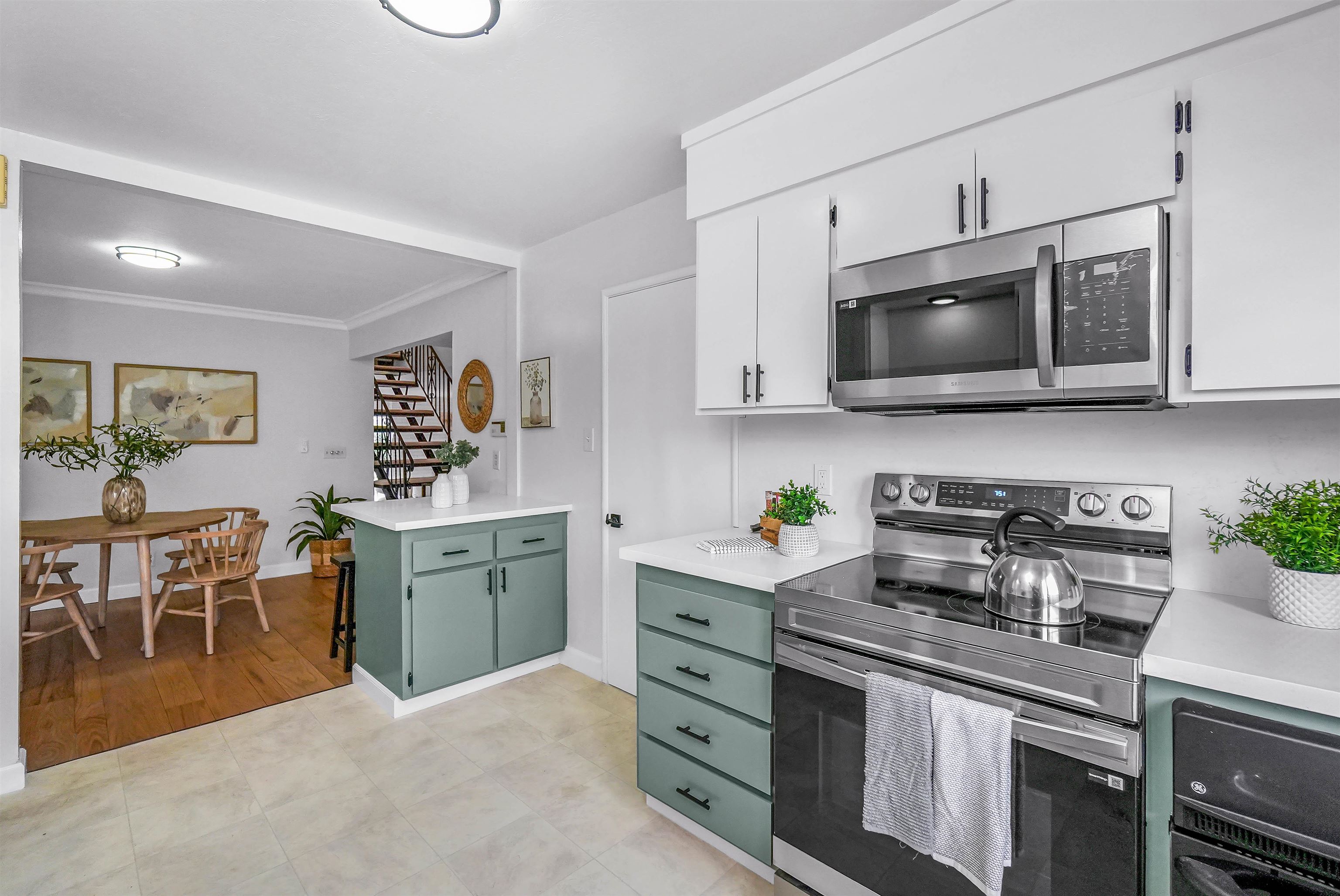 Detail Gallery Image 22 of 57 For 25889 Cascade St, Hayward,  CA 94544 - 4 Beds | 2 Baths