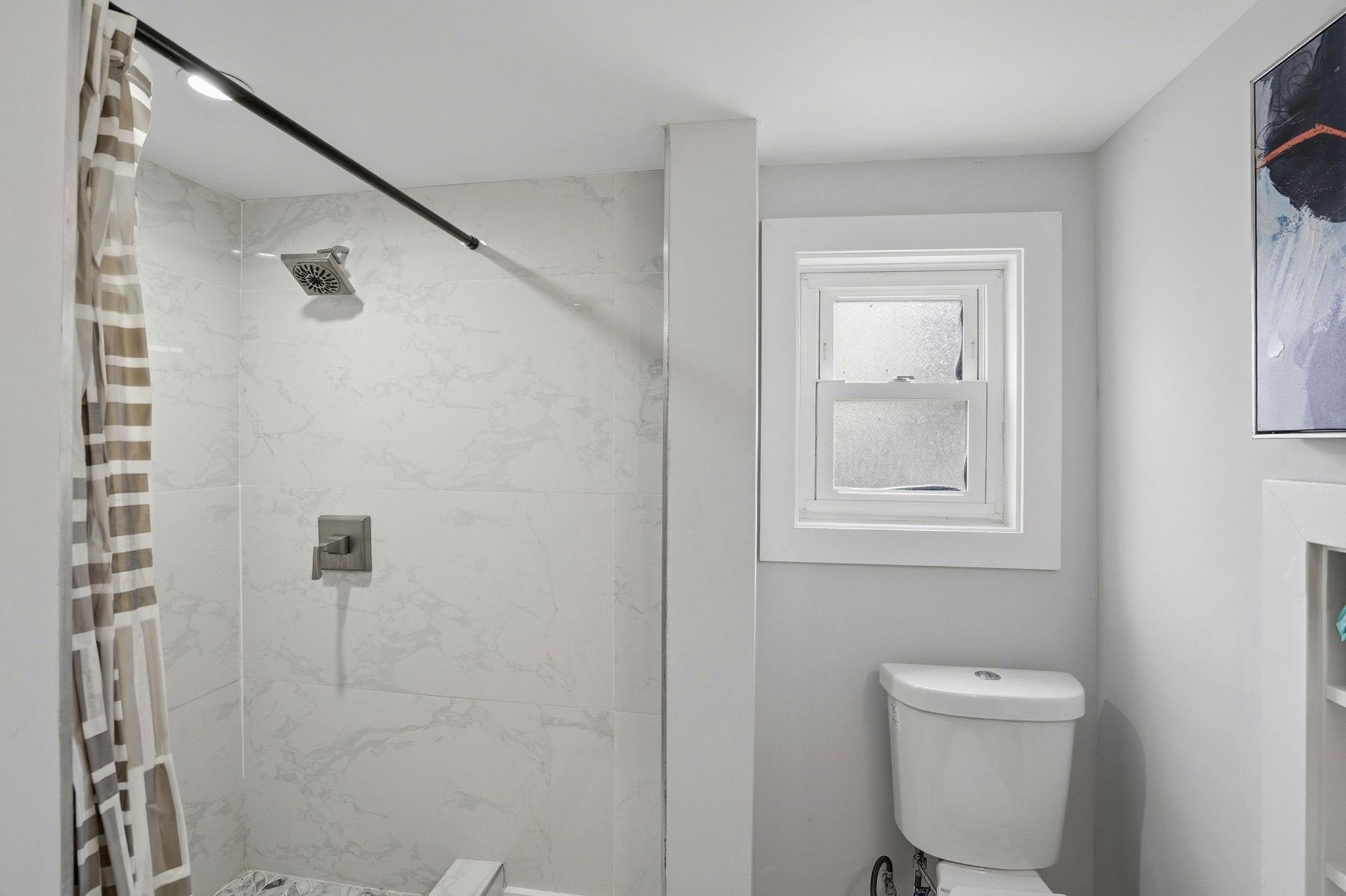 Detail Gallery Image 30 of 58 For 5950 Monterey Ave, Richmond,  CA 94805 - 4 Beds | 3 Baths