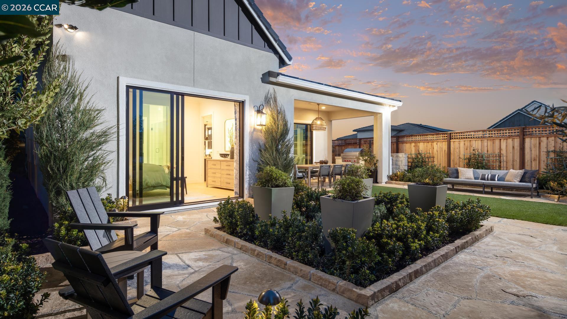 Detail Gallery Image 10 of 31 For 2866 Stamede Lane, Tracy,  CA 95377 - 2 Beds | 2 Baths