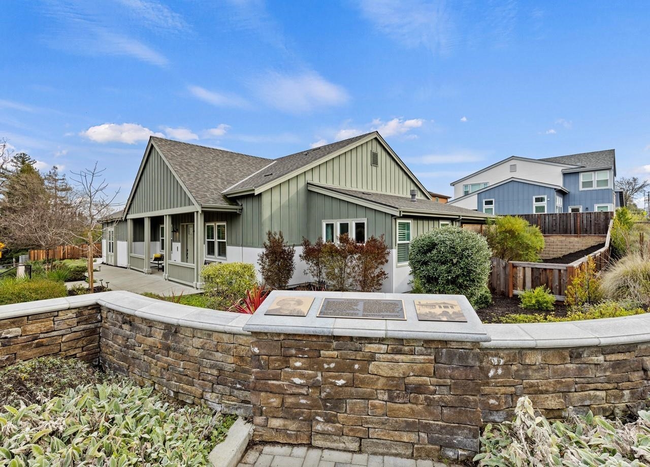 Detail Gallery Image 3 of 60 For 580 Boyd Rd, Pleasant Hill,  CA 94523 - 5 Beds | 4/1 Baths