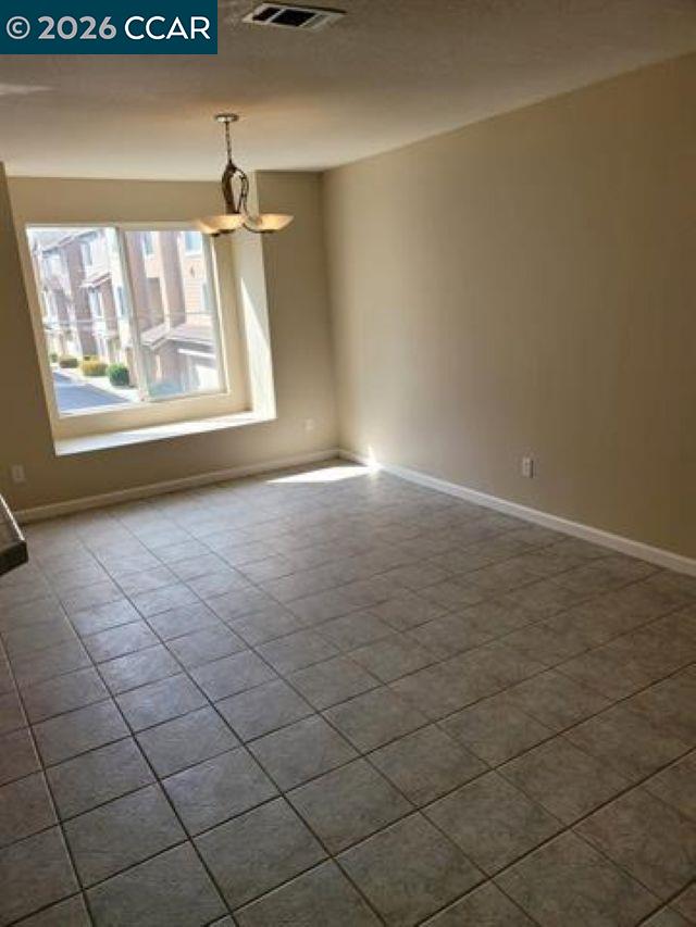 Detail Gallery Image 24 of 29 For 4764 Central Pkwy, Dublin,  CA 94568 - 3 Beds | 2/1 Baths